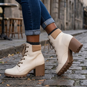 Bota Coturno Feminino de Couro Tratorado